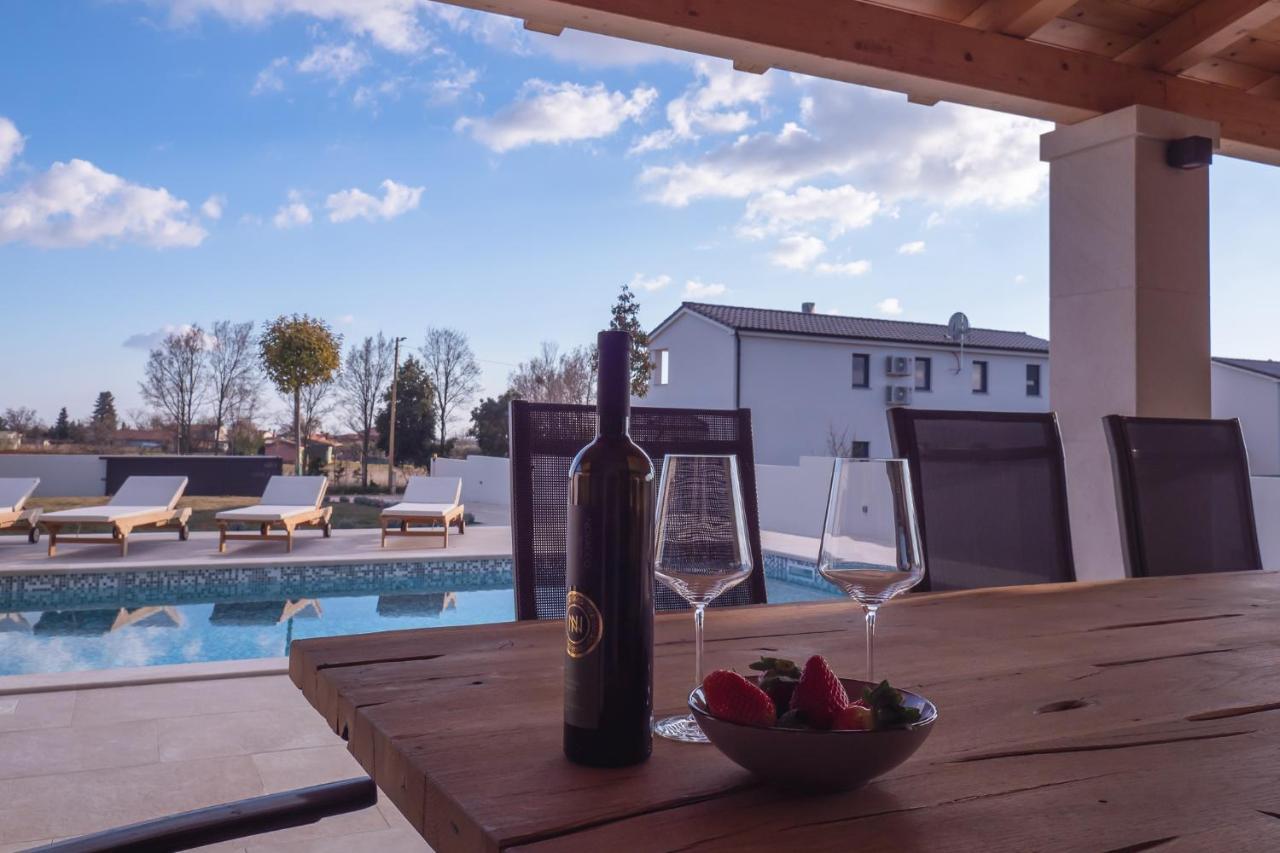 Villa Lydia Marčana المظهر الخارجي الصورة